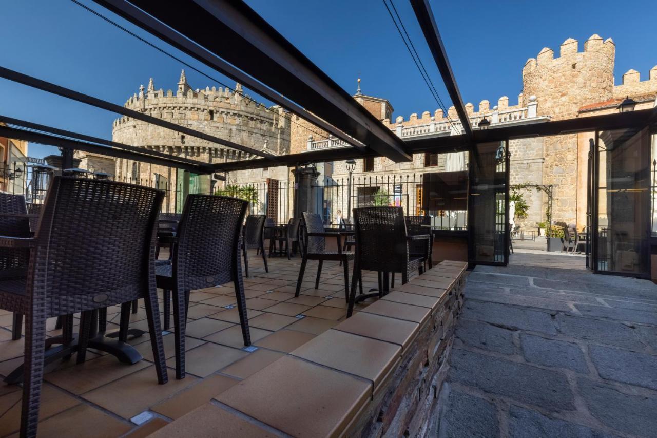 Hostal Restaurante Puerta Del Alcazar Ávila Exterior foto